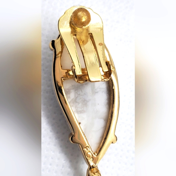 Italian designer -earings-gold plated-wood/acrylic-clips earings - Picture 8 of 9